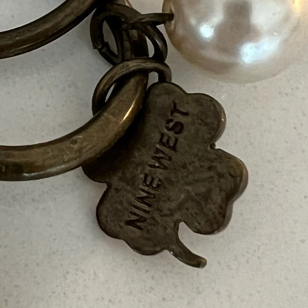 NWOT NINE WEST Brass tone keychain with 6 good luck charms​ pearl heart clover